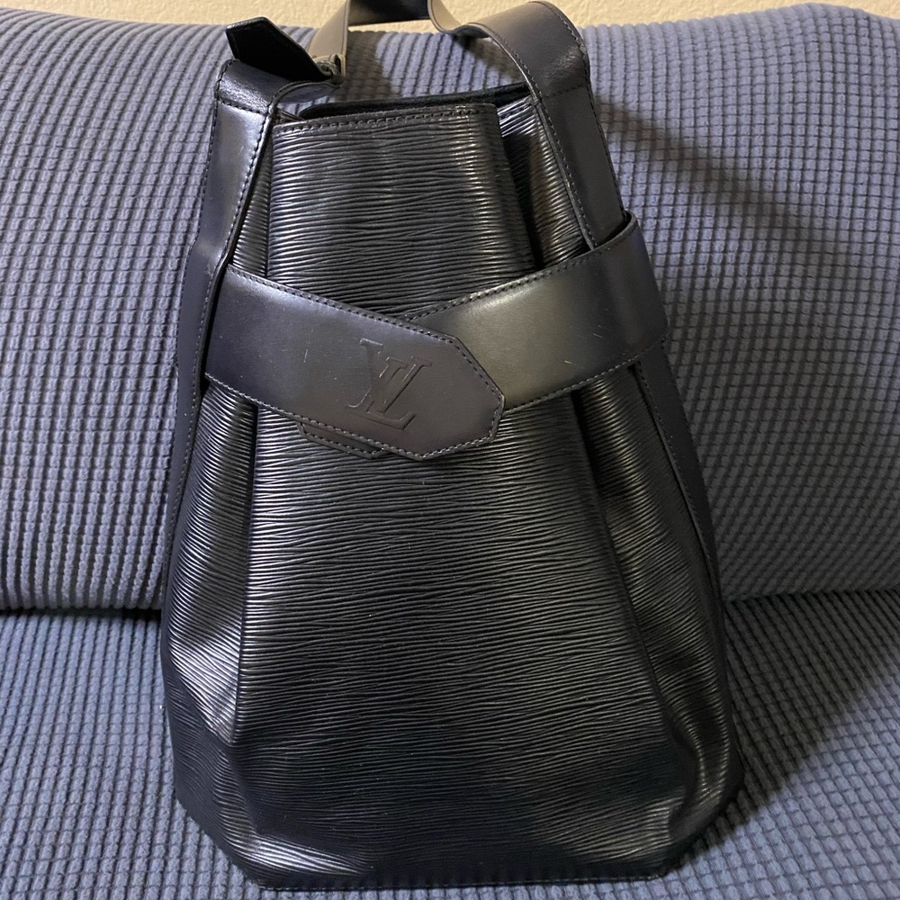 SALE!Louis Vuitton Epi Sac D’ Epaule